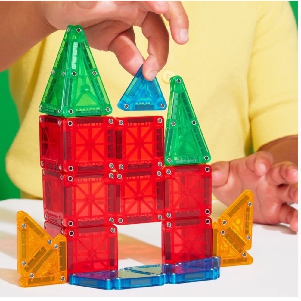 MicroMags Building Set - Red, Blue, Green - Picture 7 of 10